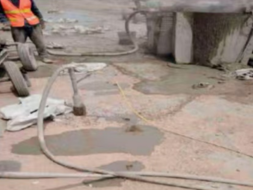 来安水泥混凝土路面板底注浆技术 路面脱空注浆整治方案